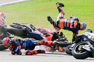 MotoGP GP van Maleisië 2024 - Startcrash