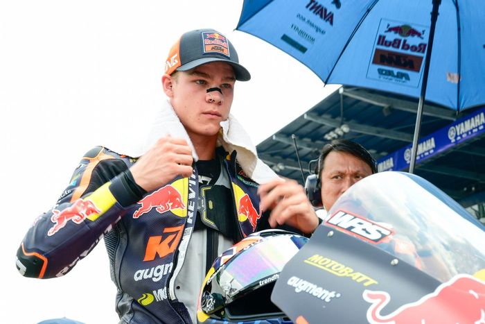 Veijer over aanpassing aan Moto2: "Moet gewoonten uit Moto3 eruit krijgen"