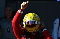 Hamilton voor het eerst succesvol voor Ferrari met pole in sprint kwalificatie