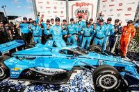 McLaughlin wint tweede IndyCar-race Milwaukee, VeeKay knap zevende